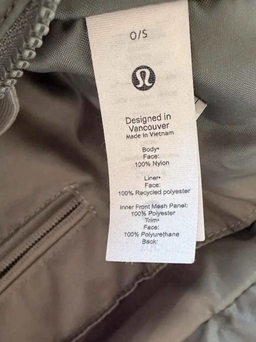 lululemon athletica padded quilted